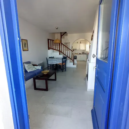 Julia's Maisonnette Angídia