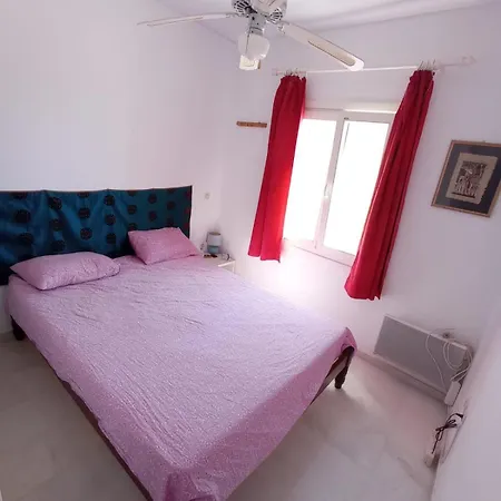Julia's Maisonnette Tatil Evi *